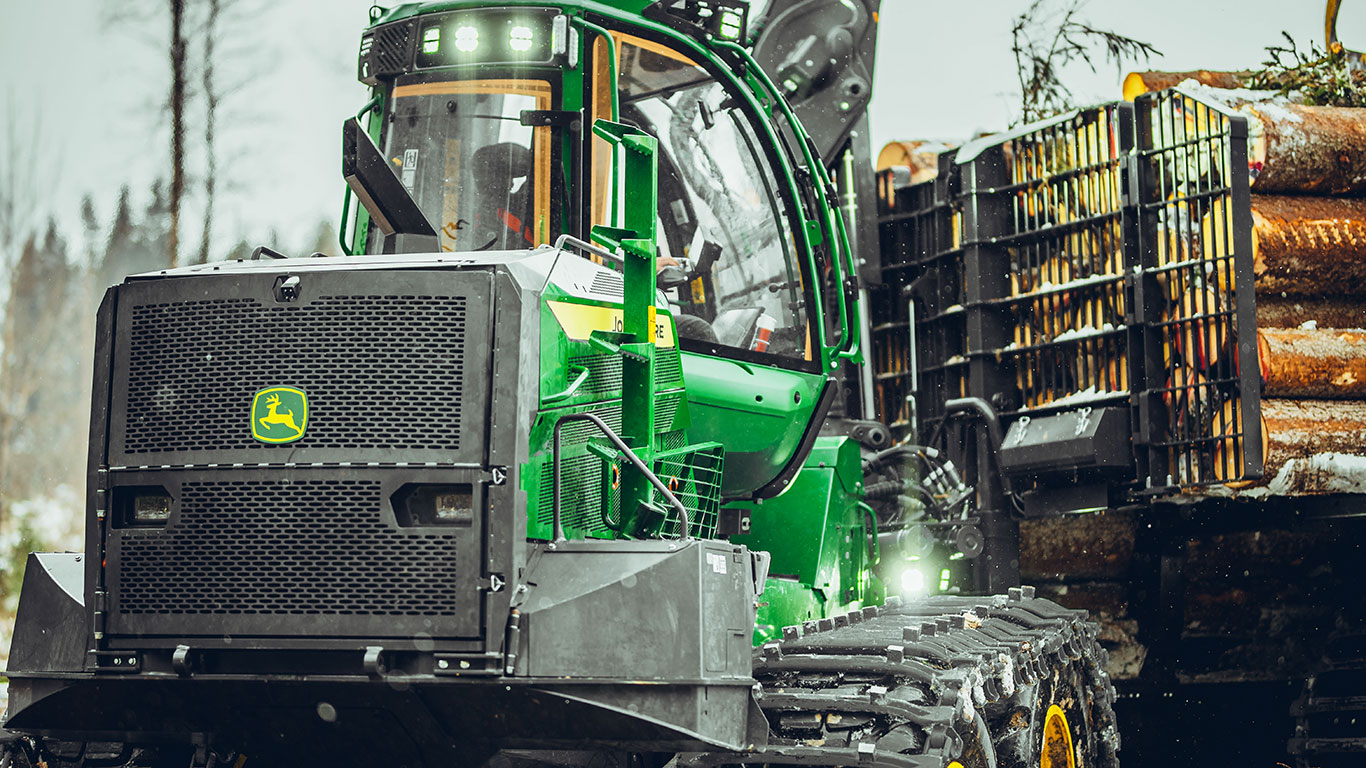 Forwarder John Deere na floresta