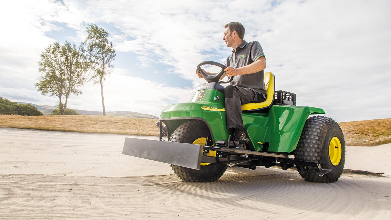 1200A, Ancinhos para bunkers, Campo, Lâmina Niveladora Frontal, Trajeto de Golfe, Golfe e Desporto