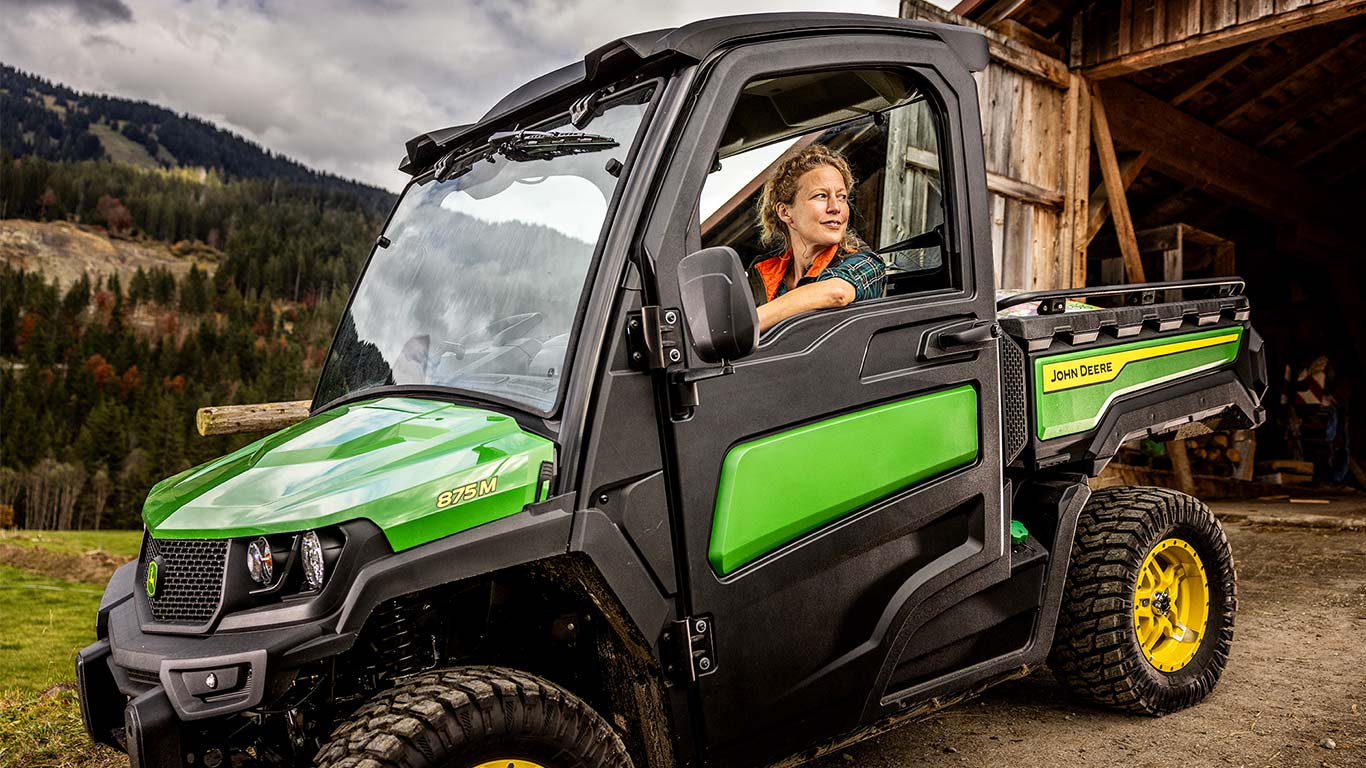 Veículos Utilitários Gator XUV865M, cabina moderna