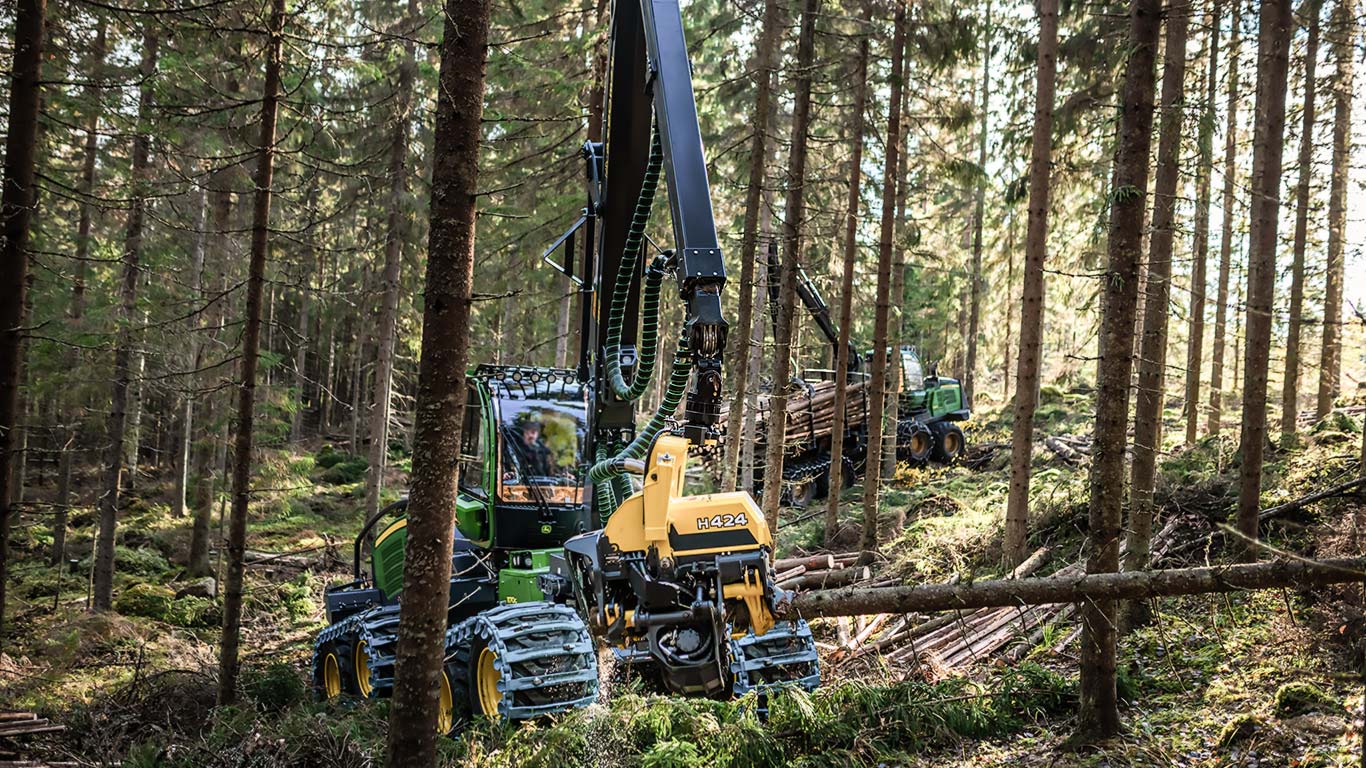 John Deere 1170G em funcionamento